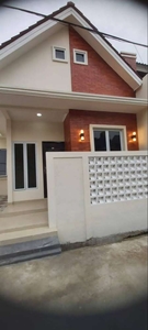 Dijual Rumah LT97 Baru Renov Siap Huni di Dukuh Zamrud Bekasi Bisa KPR