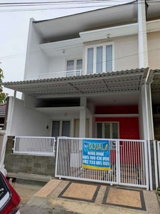 Dijual rumah minimalis Baru renov bagus