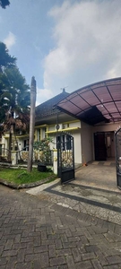 Dijual Rumah Modern Full Furnished Siap Huni di Permata Jingga, Malang