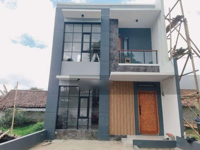 Dijual rumah villa 2 lantai cluster di Cisarua kawasan wisata lembang