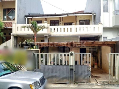 Rumah 2 lantai di jalan Kembang Abadi 3 KT luas 120m Puri Kembangan Ja