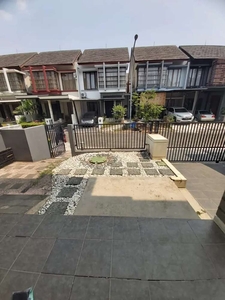 Rumah 2 lt Emerald Bintaro sektor 9 dekat Gramedia (11493)