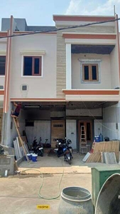 Rumah Baru 2 Lantai (Edisi Promo) dalam Cluster Ciracas Jakarta Timur