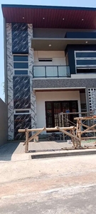 Rumah baru dua lantai strategis di Sampangan