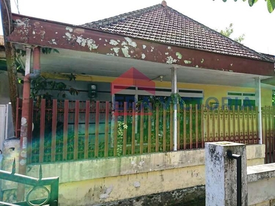 Rumah Butuh Renovasi Di Bareng Kartini, Bisa Untuk Kosan, Dekat MOG