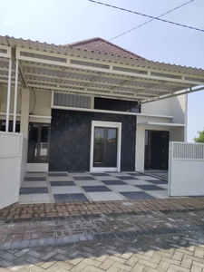 Rumah dekat bandara 2 carport SHM sidoarjo