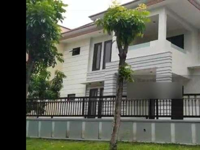 Rumah Graha Famili Surabaya (Hook)