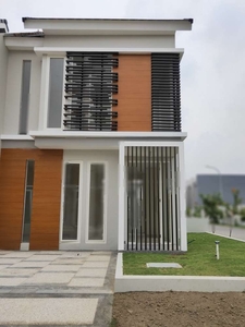 Rumah ideal 2 lantai type pojok di Sidoarjo Kota Siap Huni