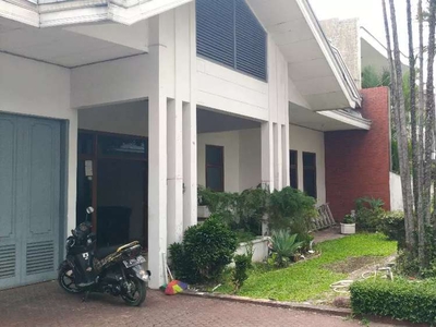 Rumah lama hitung tanah daerah pusat kota Bandung