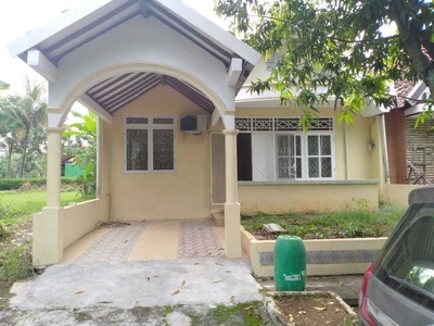 Rumah Lippo Cikarang Cluster Meadow Green Bagus Jual Cepat