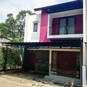 S091 Rumah Hoek Cantik di Cluster Jaticempaka Jatiwaringin Bekasi