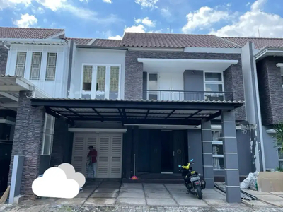 Dijual Cepat Rumah di Raflesh Cibubur terawat siap huni