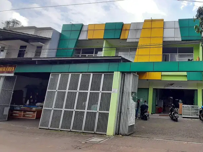 Disewakan Ruko 2.5 lantai di jalan Baledesa pusat kota Sukabumi