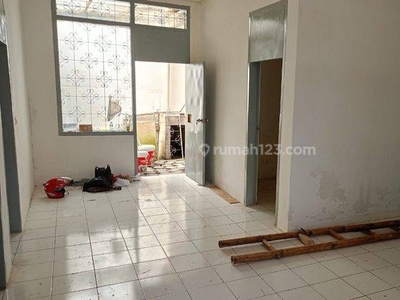 Disewakan Rumah di Sayap Sudirman siap huni