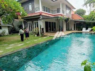 Kbp1248 Charming Villa With A Large Garden In A Quiet And Safe Area.