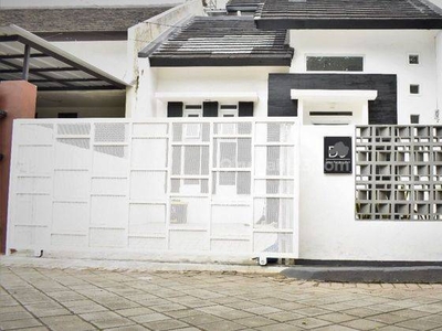 Rumah Bagus Lokasi Strategis di Griya Kuning Asri, Buah Batu, Bandung