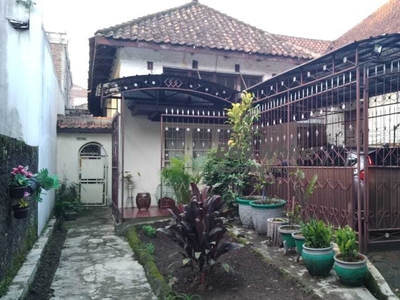 Dijual Rumah Heritage di Tengah Kota Bandung Cocok buat Cafe Keki
