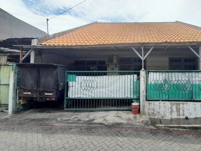 Dijual Rumah Jalan Pradah Permai Dekat Pusat Perbelanjaan