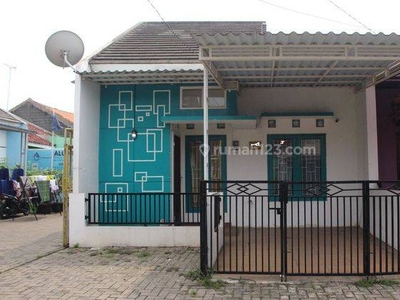 Rumah Siap Huni & Strategis 15 menit ke Gerbang Tol Cikunir 3 di Puri Setya Jatiasih, J20386