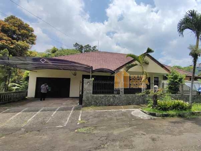 Dijual Rumah Premiun Lahan Luas Di Kawasan Elit Pakuan I Tajur Bogor