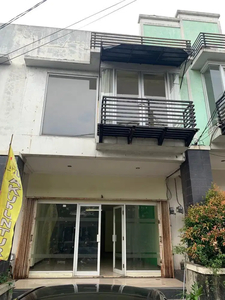 Ruko 2,5 lantai di area Sawangan luas 75 m2 Bojongsari Depok JawaBarat