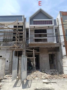 Rumah Baru Di Raya Prapen Lokasi Strategis Dekat Ubaya Merr