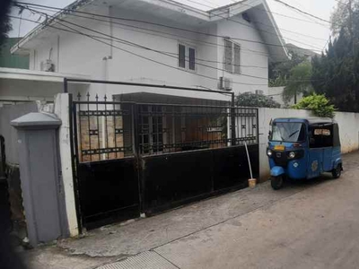 Rumah Lama 2 Lantai Di Pela Mampang Jakarta Selatan