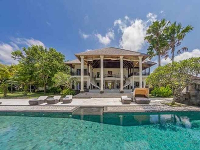 Villa Pribadi Depan Pantai Dengan Nuansa Mewah Harga Dibawah Pasaran