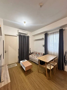 Dapatkan Apartemen Hook, Lantai Rendah, Furnished di Pakubuwono Terrac