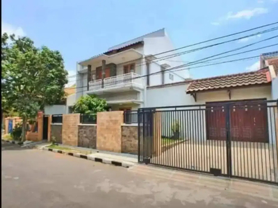 DI JUAL RUMAH LOKASI PERUM TAMAN SULFAT