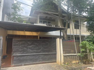 Dijual Cepat Rumah 2,5 Lantai di Jl. Ubud, Kuningan, Jakarta Selatan