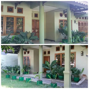 Dijual Cepat! Rumah Strategis di Ketintang Surabaya!