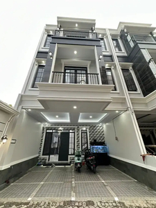Dijual Murah Rumah Rooftop Cluster Ijo Residence Jagakarsa Jakarta