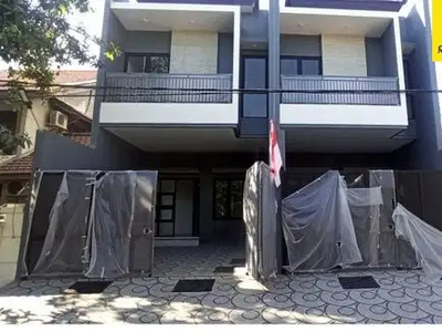 Dijual Rumah 2 lantai SHM di Medokan Asri Utara Rungkut Surabaya