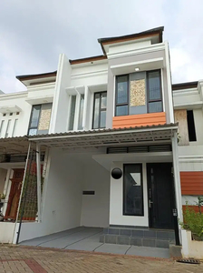 Dijual Rumah 2lantai Siap Huni Di Bamboo Residence Pamulang -Tangsel