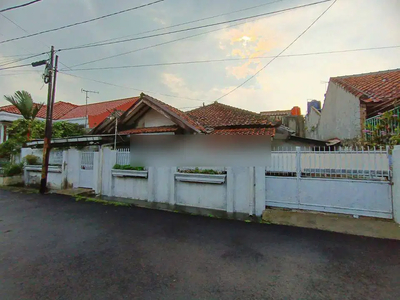 Dijual Rumah Lama Ciwastra Harga Menarik