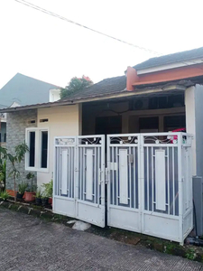 Dijual Rumah Rapih dan Strategis