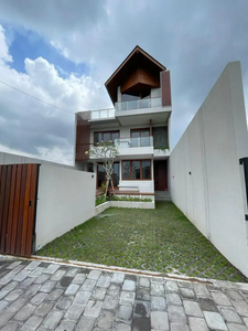 DIJUAL VILLA SWARNA PERERENAN -CANGGU