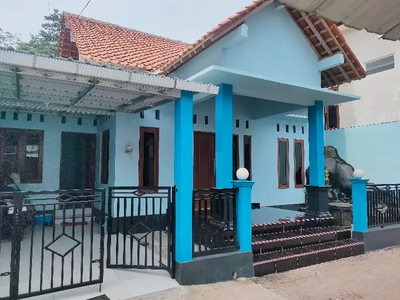 Dikontrakkan Rumah baru di seputaran jakal km 10