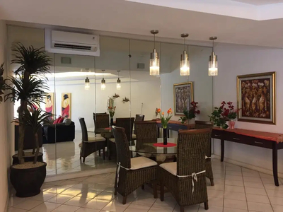 Disewakan Apartemen Condominium Taman Anggrek Tipe 3+1 BR Full Furnish