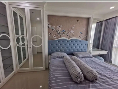 Disewakan Apartemen Praxis Intiland Furnish 1BR Lux Posisi Tengah Kota