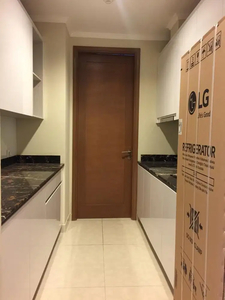 Disewakan Condominium Taman Anggrek Residences 3 kamar private lift