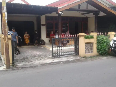 Disewakan Rumah Dekat Pondok Pesantren Krapyak, Yogyakarta