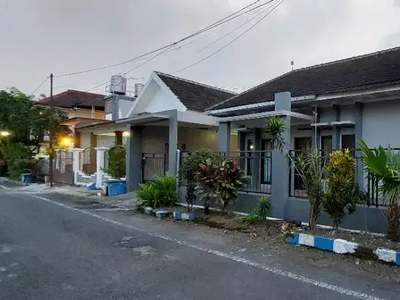 DISEWAKAN RUMAH DEKAT SOEHAT