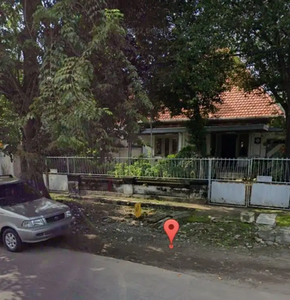 Disewakan Rumah pusat kota, Jl. Musi . Dekat Raya Darmo, Surabaya