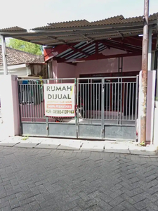 Jual rumah daerah siwalan panji