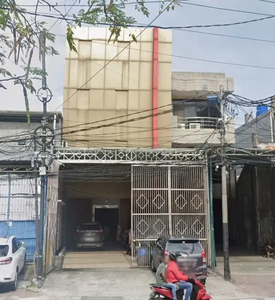 Ruko Pusat Bisnis Pinggir Jalan Besar di Pinangsia Timur Glodok