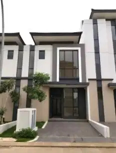 Rumah 2lt 6x14 2KT di cluster sentarum Asya JGC Jakarta Garden City