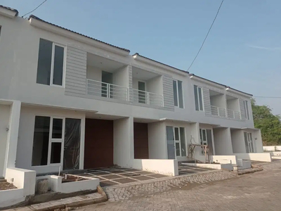 Rumah Baru 2 Lantai Siap Huni di Jade Ville Buduran, Sidoarjo