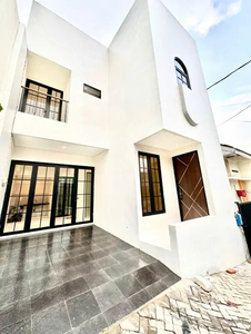 Rumah Baru Ready Minimalis 2 Lantai di Tasikmadu Suhat Malang